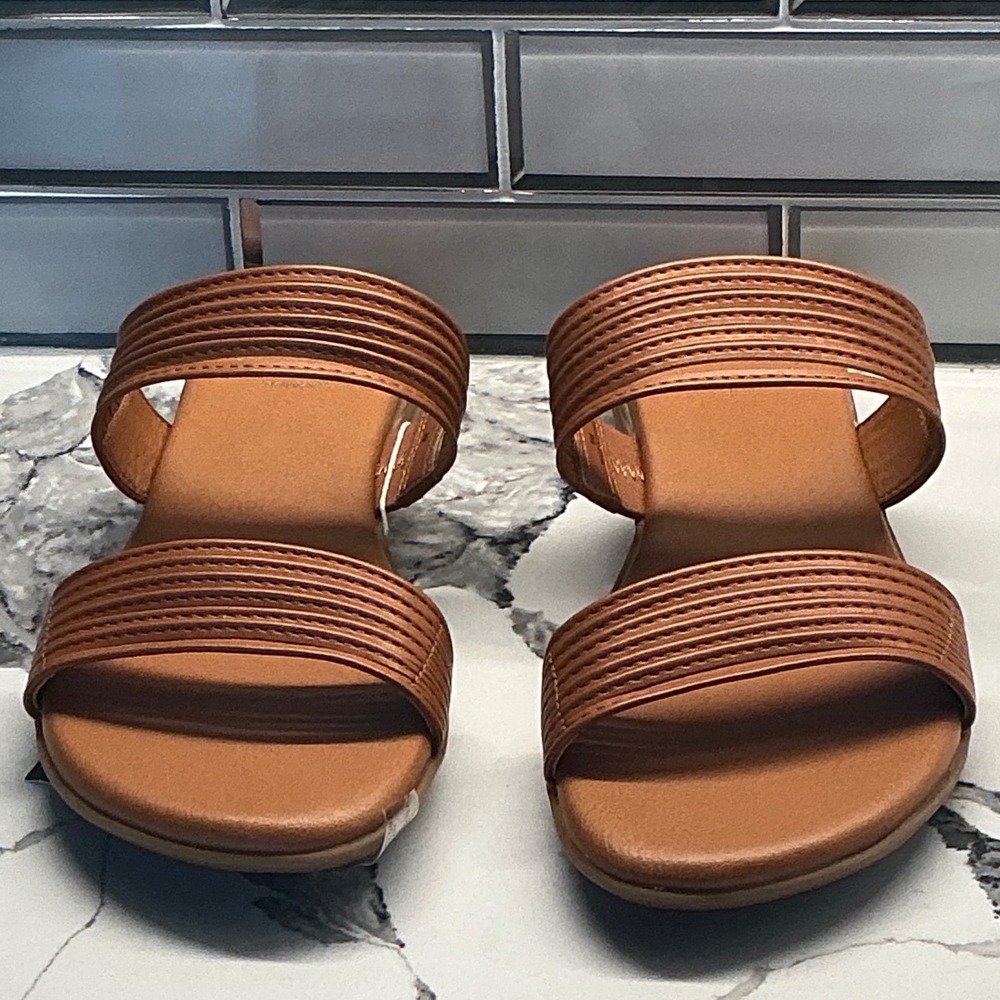 Andre Assous Nabila Featherweights Brown Pecan‎ Slide Sandals Women 8 M AA4CNB28